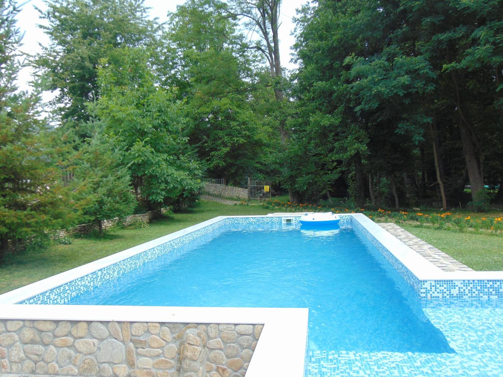 Hotel Holiday Park Ranchoto Kirkovo  Esterno foto