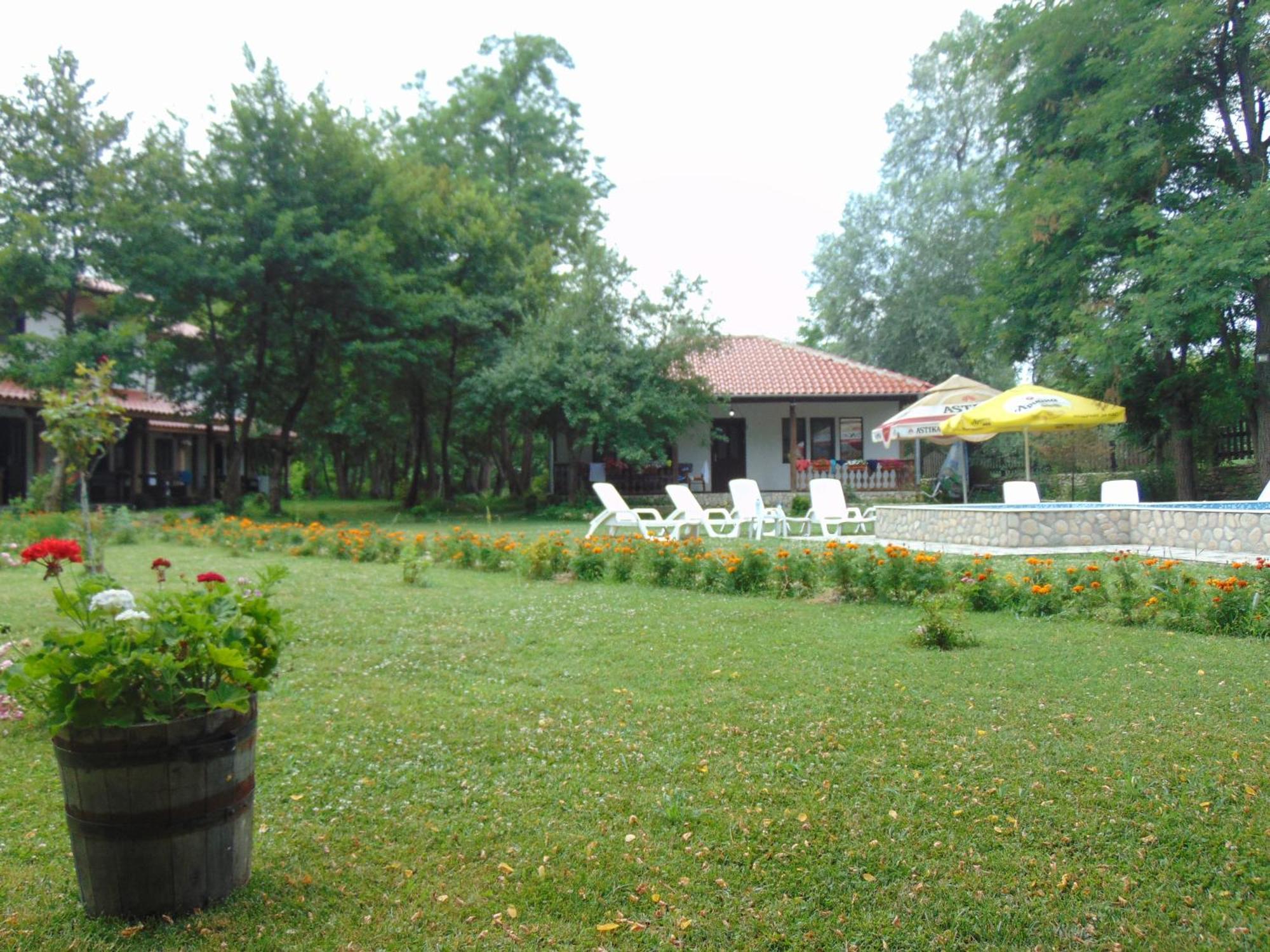 Hotel Holiday Park Ranchoto Kirkovo  Esterno foto